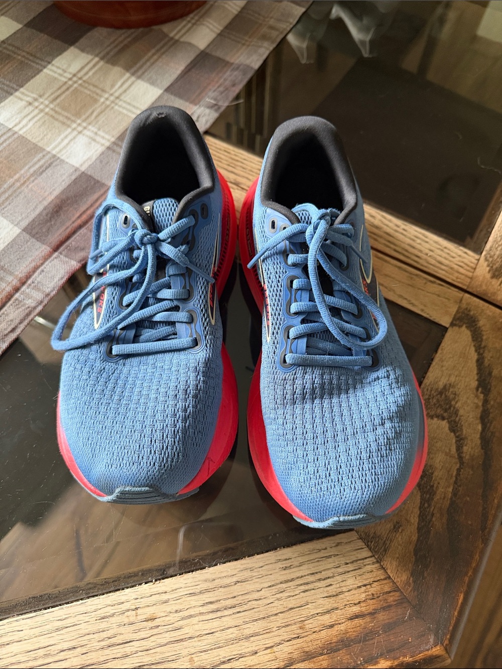 Brooks Women's Light Blue and Red Athletic Running Shoes